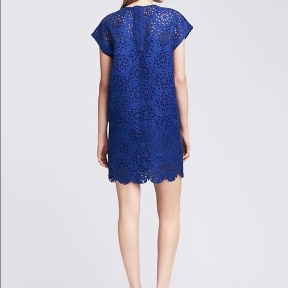 Banana Republic BR Monogram Cutout Dress Laser Cut - Picture 2 of 4